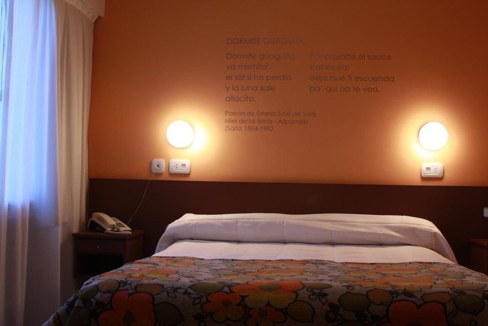 Del Sol Hotel